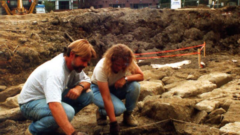 Archaeologists excavate the Lee Street Site.