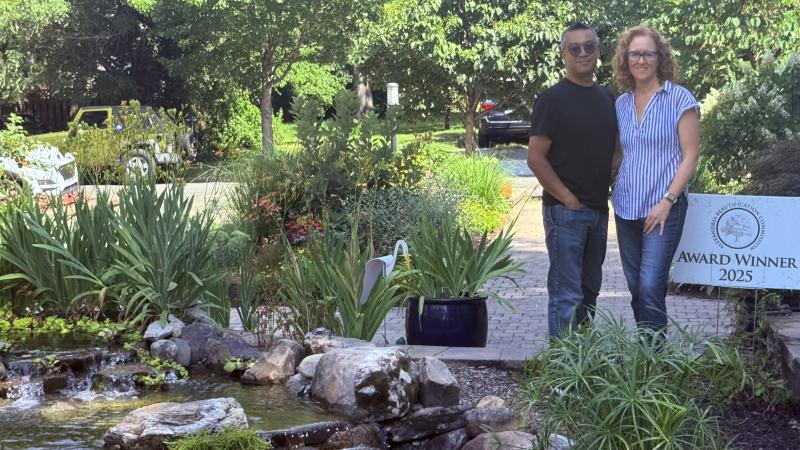 Image of 409 E Alexandria Ave with the Winners of the Beautification Street Award