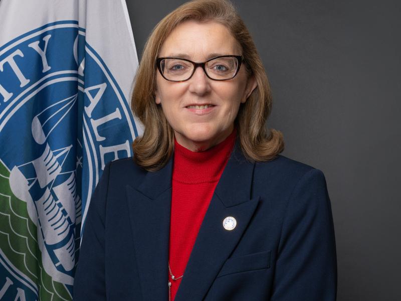 Headshot of Deputy City Manager Jane Christenson