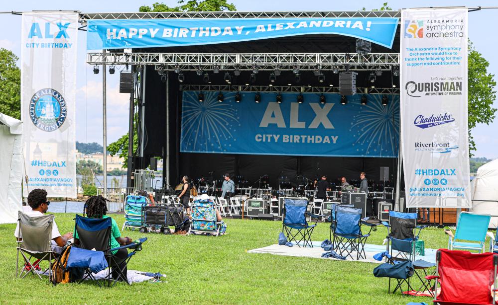 City birthday stage
