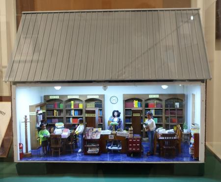 Robinson Library Dollhouse, showing interior