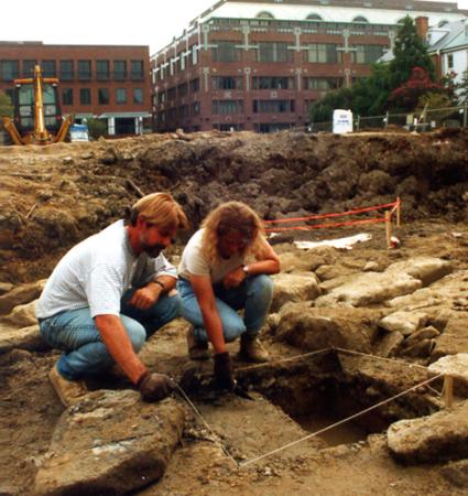 Archaeologists excavate the Lee Street Site.