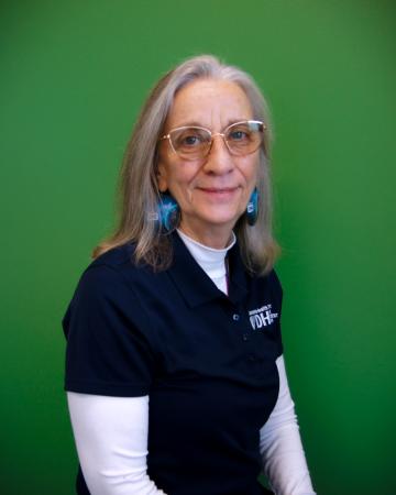 Debby Dimon Headshot