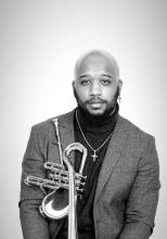 Alex Parchment jazz performer