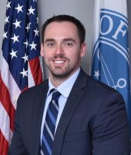 Official portrait of Sgt John Leonard